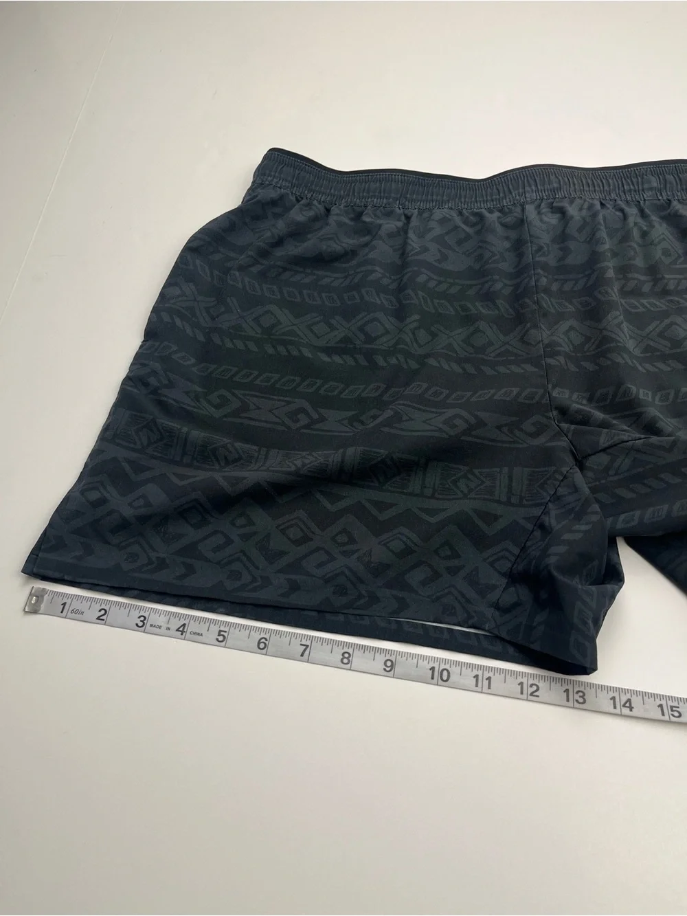 Chubbies Men's XXL Dark Charcoal Patterned Athletic Swim Shorts Elastic Waist